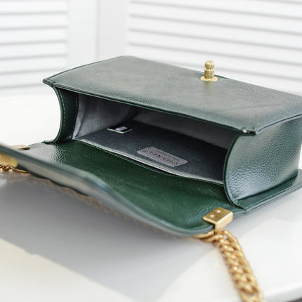 CAVIAR BOY BAG MEDIUM 67086 MOSS GREEN
