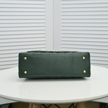 QUILTED CAVIAR 28CM 92992 DARK GREEN
