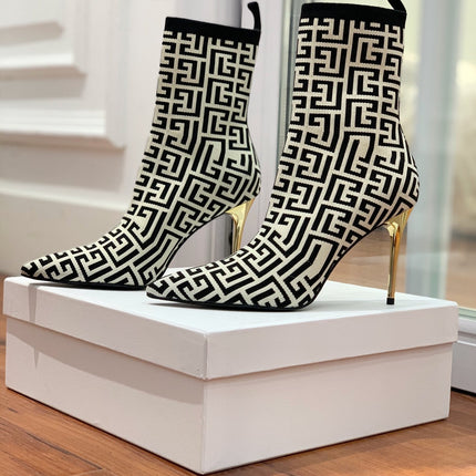 BALMAIN 26S BOOTS 105 MM IN BLACK AND LIGHT BEIGE FLYKNIT STYLE 9