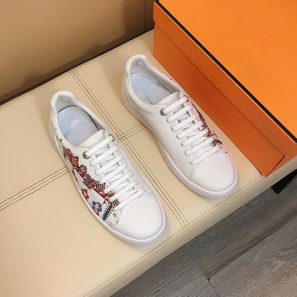 LV MEN'S ATHLETIC SHOES COMBINING LUXURIOUS QUALITY AND FASHION