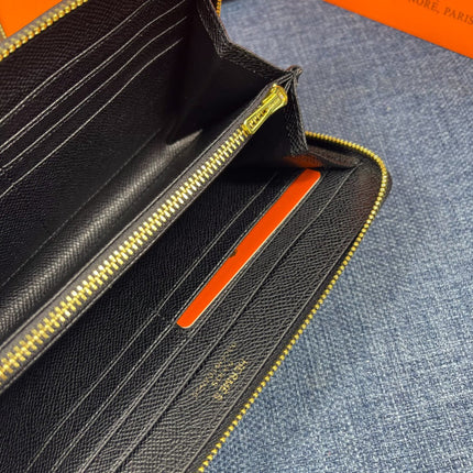 HM SILK'IN HOLED WALLET 19 BLACK CALFSKIN