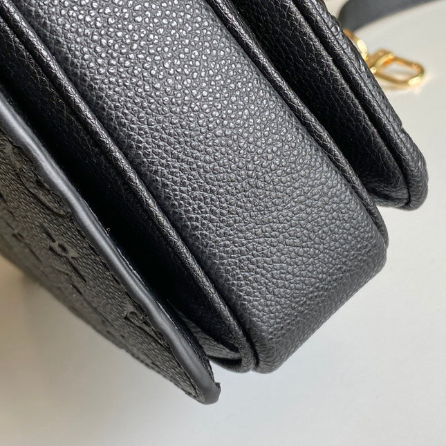 LV 25S POCHETTE METIS 25 IN BLACK MONOGRAM COATED CANVAS GOLD HARDWARE