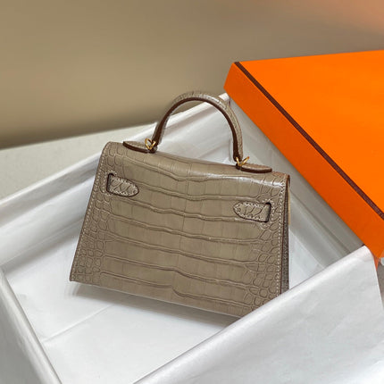 HERMES 25S MINI KELLY 19 IN MOCHA BROWN CALFSKIN GOLD HARDWARE