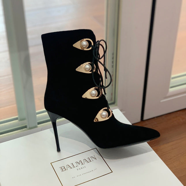 BALMAIN 26S BOOT 95 MM IN BLACK SUEDE PEARL BUTTON