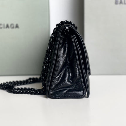 CRUSH SMALL CHAIN BAG 25 IN BLACK QUILTED CRUSHED CALFSKIN BLACK HARDWARE