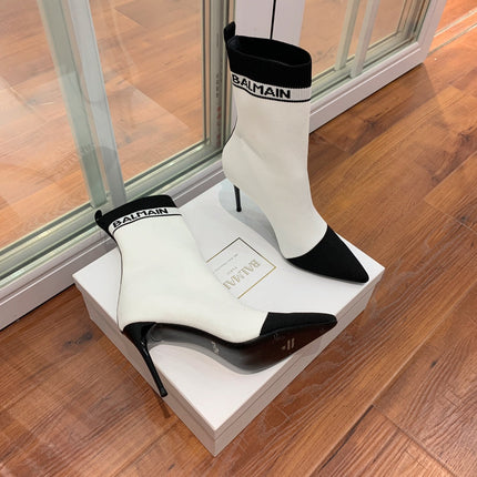 BALMAIN 26S BOOTS 105 MM IN WHITE AND BLACK FLYKNIT STYLE 18