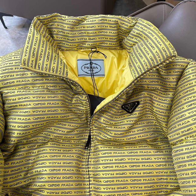 PRADA 25S DOWN JACKET 559