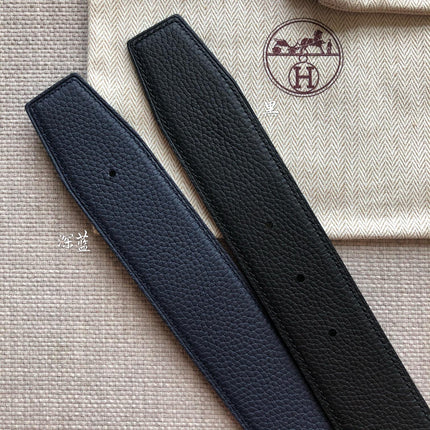 HM BELT BUCKLE & REVERSIBLE BLACK LEATHER STRAP 38MM GOLD HARDWARE
