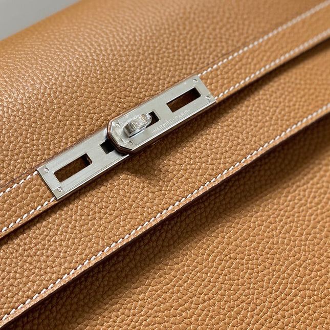 KELLY DEPECHES 34 BRIEFCASE IN GOLD TOGO CALFSKIN SILVER HARDWARE