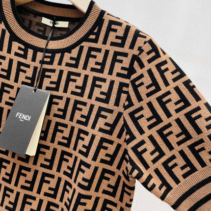 FENDI 26S SHORT SLEEVE KNIT T-SHIRT 126