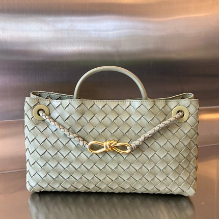SMALL ANDIAMO 29 IN ECRU BEIGE LAMBSKIN