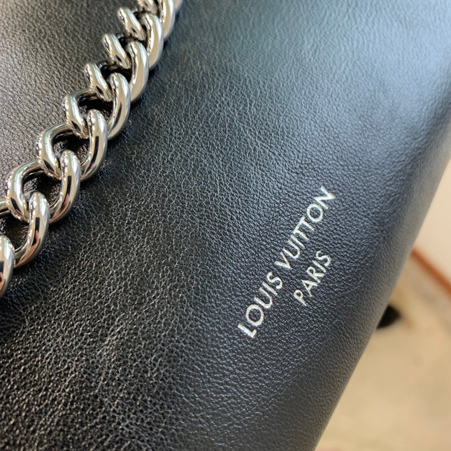 CARRYALL CARGO VIBE PM 33.5 IN BLACK LAMBSKIN BROWN MONOGRAM TAG