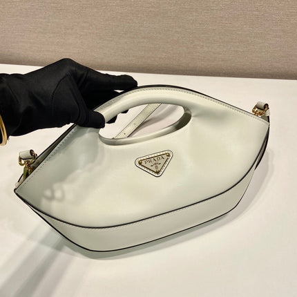 DUMPLING BAG 30 IN WHTE CALFSKIN