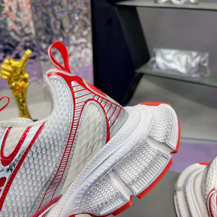 3XL SNEAKER IN RED MIX WHITE MESH AND POLYURETHANE
