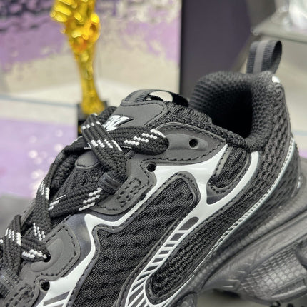3XL SNEAKER IN BLACK MIX WHITE MESH AND POLYURETHANE