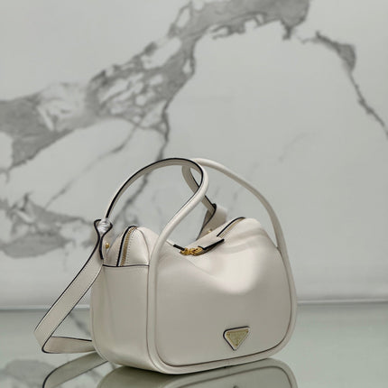 DARLING HANDBAG 25 IN WHITE SOFT GRAIN LAMBSKIN