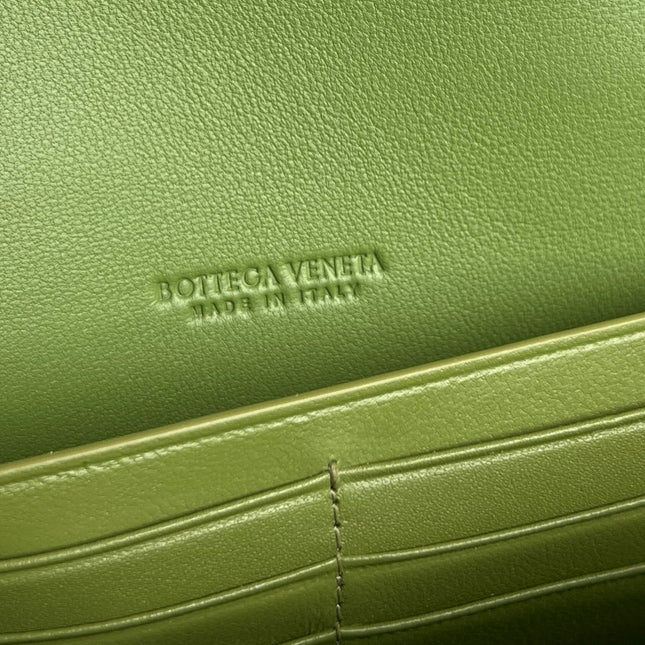 ANDIAMO CLUTCH 31 IN BARLEY CORN CROCODILE PATTERN CALFSKIN
