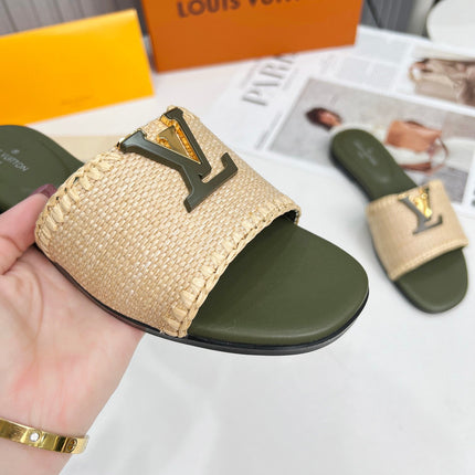 LV 26S FLAT SLIDES IN MOSS GREEN CALFSKIN AND BEIGE RAFFIA