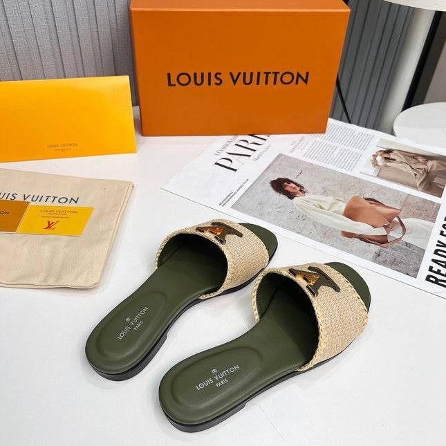 LV 26S FLAT SLIDES IN MOSS GREEN CALFSKIN AND BEIGE RAFFIA