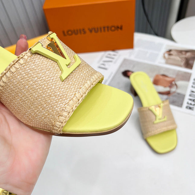 LV 26S CAPRI HIGH-HEELED MULES IN LIGHT YELLOW CALFSKIN AND BEIGE RAFFIA