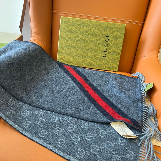 GUCCI 25S SCARF 190 IN WOOL 636372