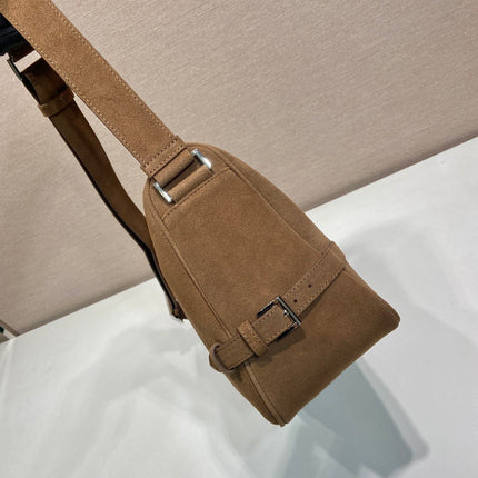 HOBO BAG 35 IN GINGERBREAD SUEDE SILVER LOGO