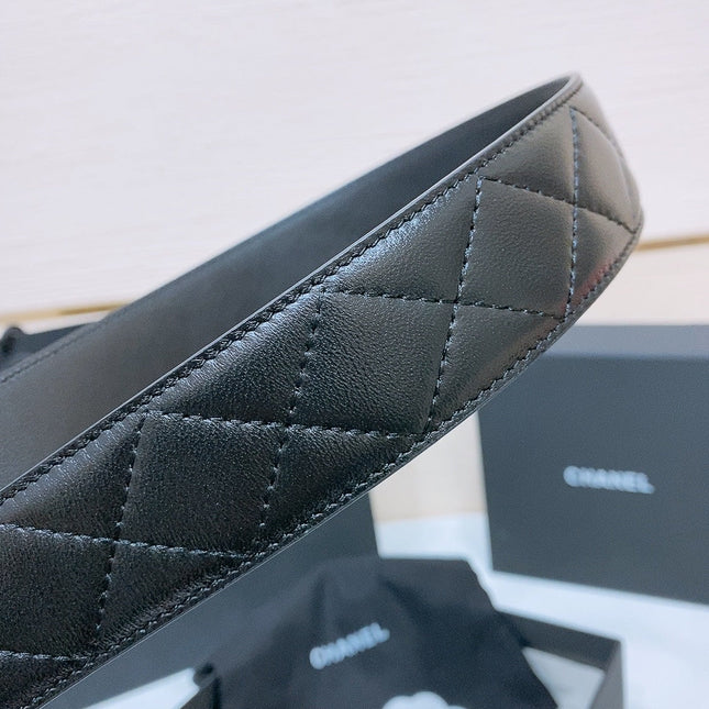 DOUBLE C 38MM IN BLACK QUILTED LAMBSKIN SILVER BUCKLE