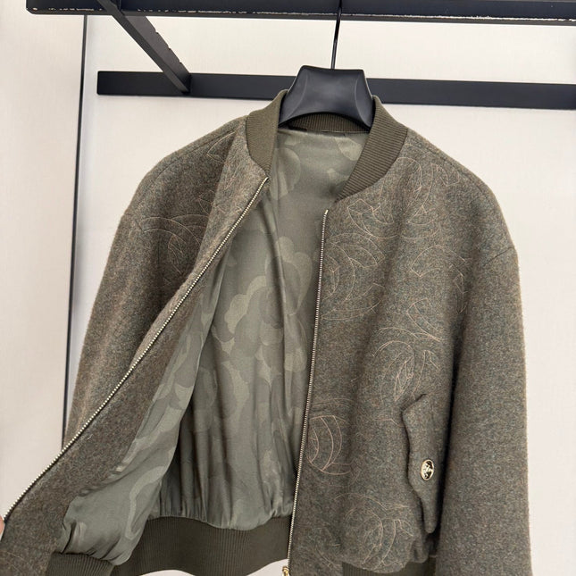 CHANEL 25S BOMBER JACKET 424