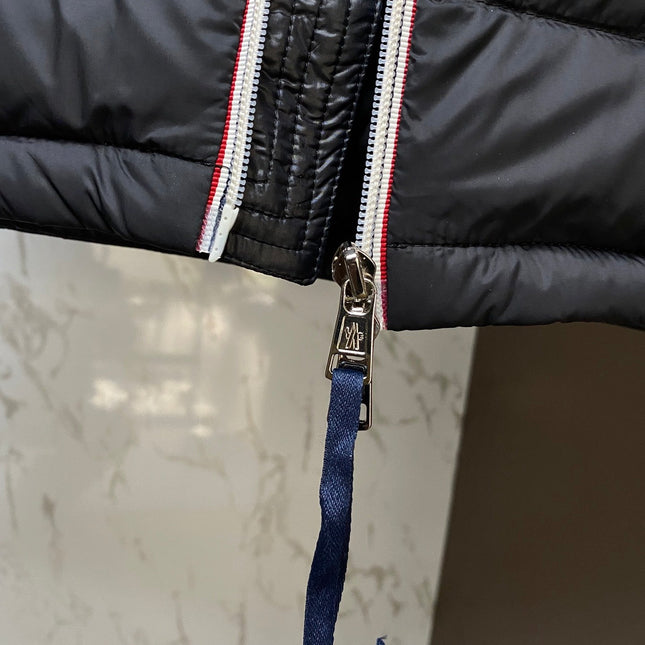 MONCLER JACKET STYLE 322