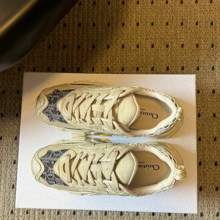 DIOR 26S VIBE SNEAKER 55MM IN DARK GRAY DIOR OBLIQUE LUSENTI EMBROIDERED COTTON AND BEIGE SUEDE