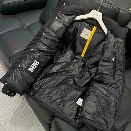 MONCLER 25S DOWN JACKET 395