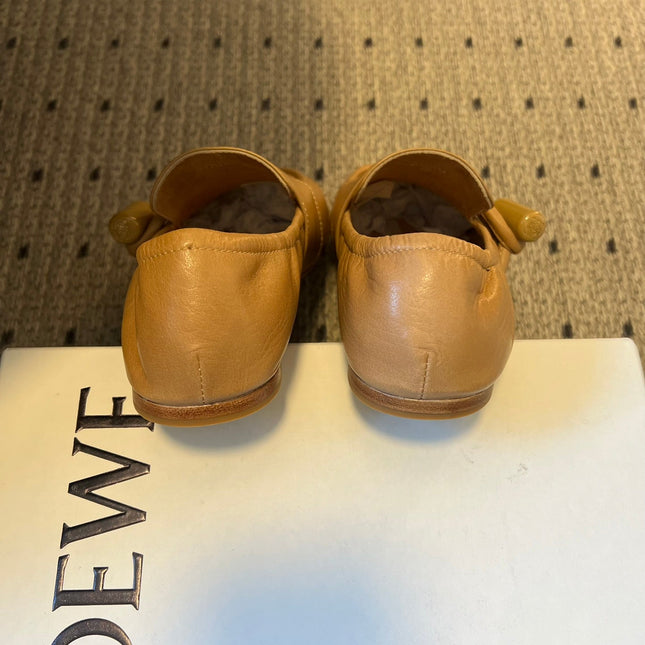 LOEWE 26S TOGGLE LOAFER 20MM IN NUDE BROWN SHINY CALFSKIN
