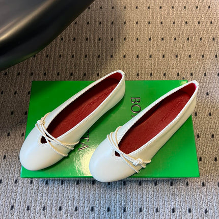 BOTTEGA VENETA 26S ESPADRILLE BALLET FLATS IN WHITE LAMBSKIN