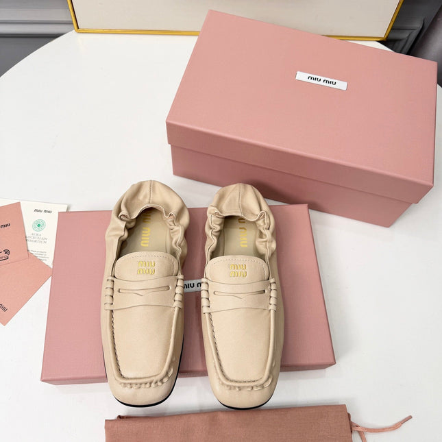 MIUMIU 26S RUCHES LOAFERS IN BEIGE LAMBSKIN