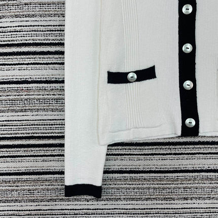 CHANEL 26S CARDIGAN 909