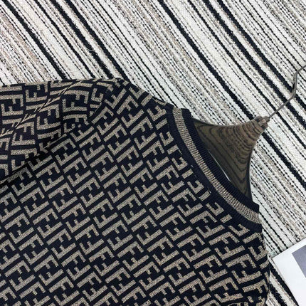 FENDI 26S SHORT SLEEVE KNIT T-SHIRT 124