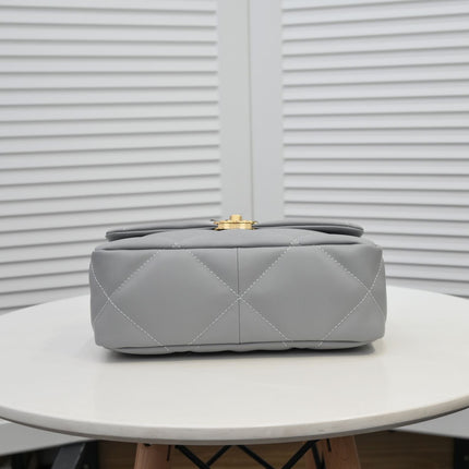 19 FLAP BAG 26CM 9010 GREY