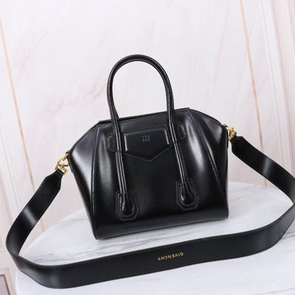 GIVENCHY TOP HANDLE BAG 29 IN BLACK CALFSKIN GOLD HARDWARE