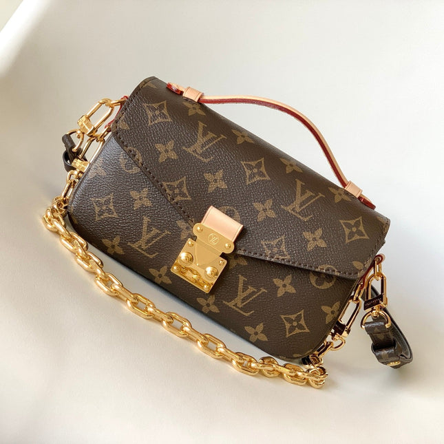 POCHETTE METIS EAST WEST 21.5 IN BROWN MONOGRAM CANVAS GOLD HARDAWARE
