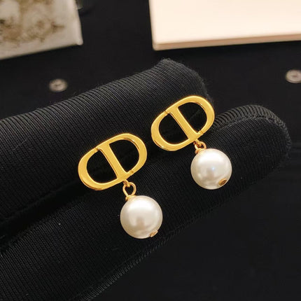 Collection image for: DIOR EARRINGS
