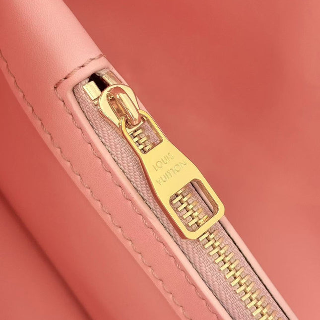 LV 26S CAPUCINES BB BAG 27 PINIC IN  CALFSKIN HARDWARE AND  PINK LOGO