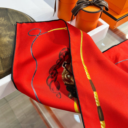 HERMES 26S PRINTED SQUARE SCARF 88 IN SILK 309926