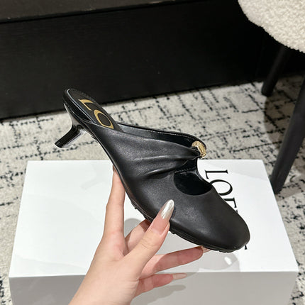 CHLOÉ 26S HIGH-HEELED MULES IN BLACK CALFSKIN