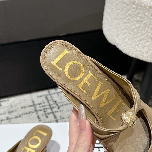 CHLOÉ 26S HIGH-HEELED MULES IN CAMEL BROWN CALFSKIN