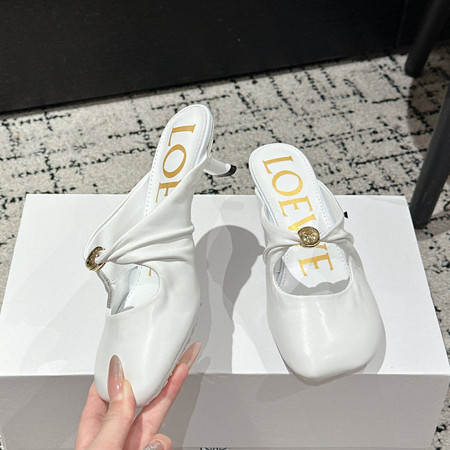 CHLOÉ 26S HIGH-HEELED MULES IN WHITE CALFSKIN