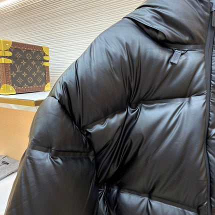 PRADA 25S PUFFER JACKET 543