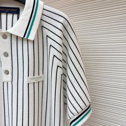 LV 26S SHORT-SLEEVED KNIT POLO SHIRT STYLE 205