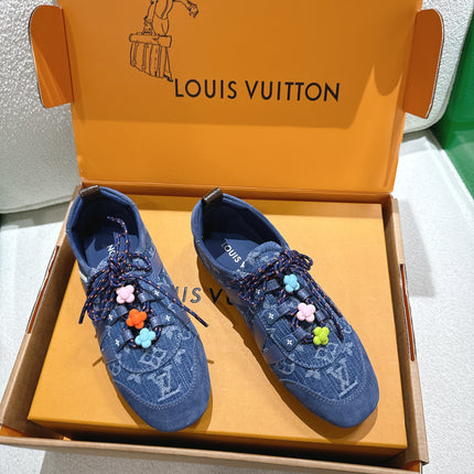 LV 26S SNEAKERS IN BLUE DENIM AND SUEDE WITH FLOWER CHARM