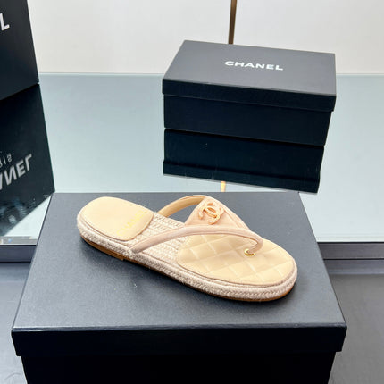 FLIP-FLOPS IN BEIGE LAMBSKIN WITH RAFFIA