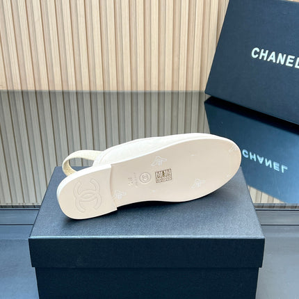 CHANEL 25S BACK STRAP MULE 15MM IN IVORY SUEDE GOLD HARDWARE